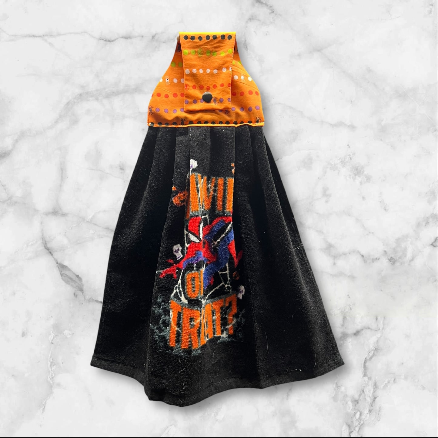 Set of 2 Halloween Hanging Towels