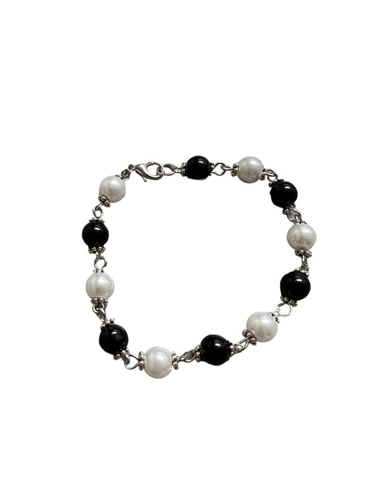 Glass Pearl Bracelet - Black & White